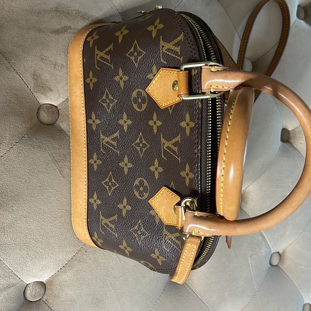 Used Alma BB handbag